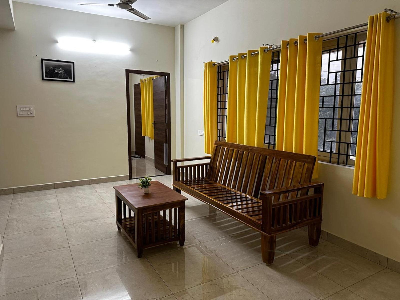 Girivalam Vista Residency Apartment Tiruvannamalai Luaran gambar