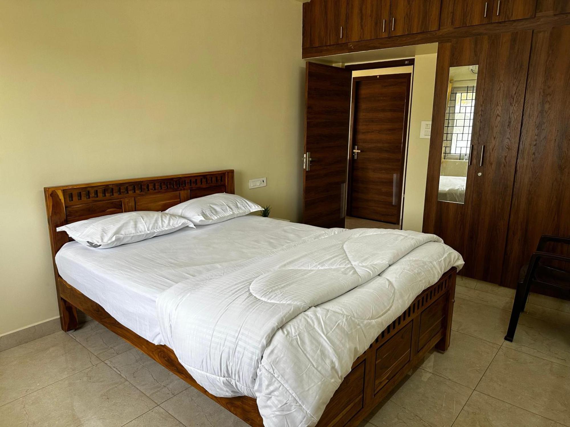 Girivalam Vista Residency Apartment Tiruvannamalai Luaran gambar