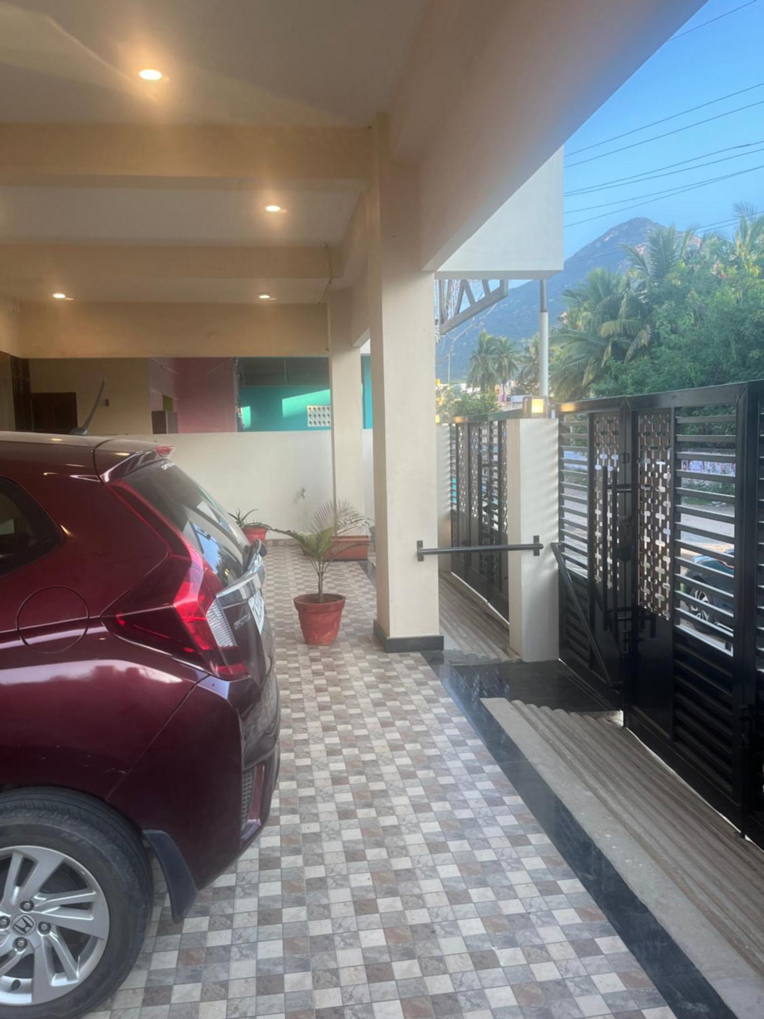 Girivalam Vista Residency Apartment Tiruvannamalai Luaran gambar