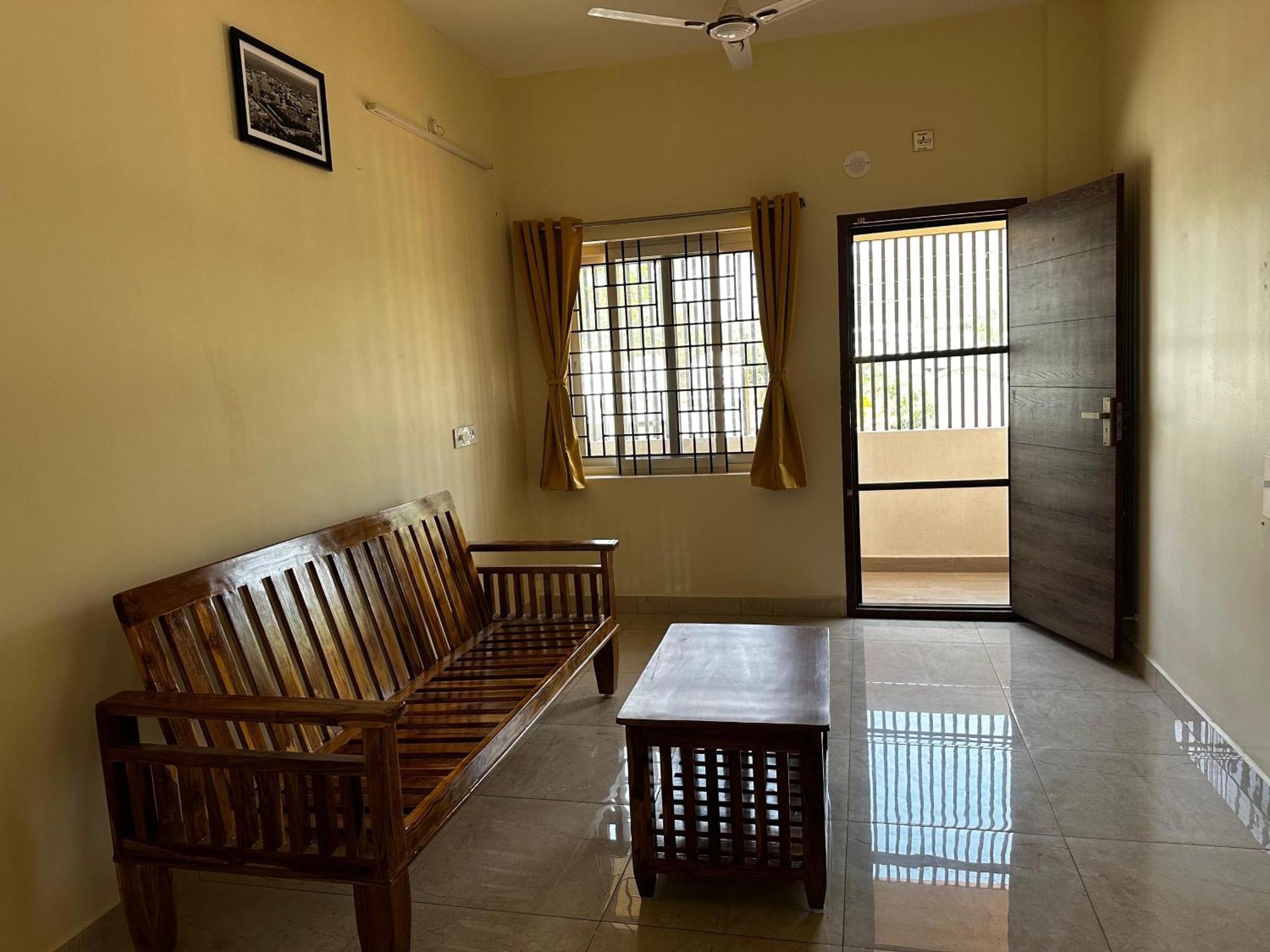 Girivalam Vista Residency Apartment Tiruvannamalai Luaran gambar